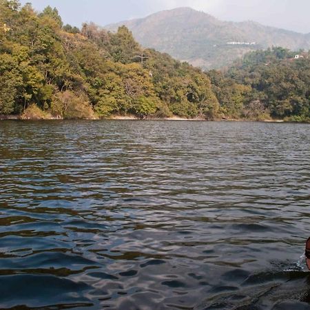Arayam Bhimtal Hotel Bhowali ภายนอก รูปภาพ