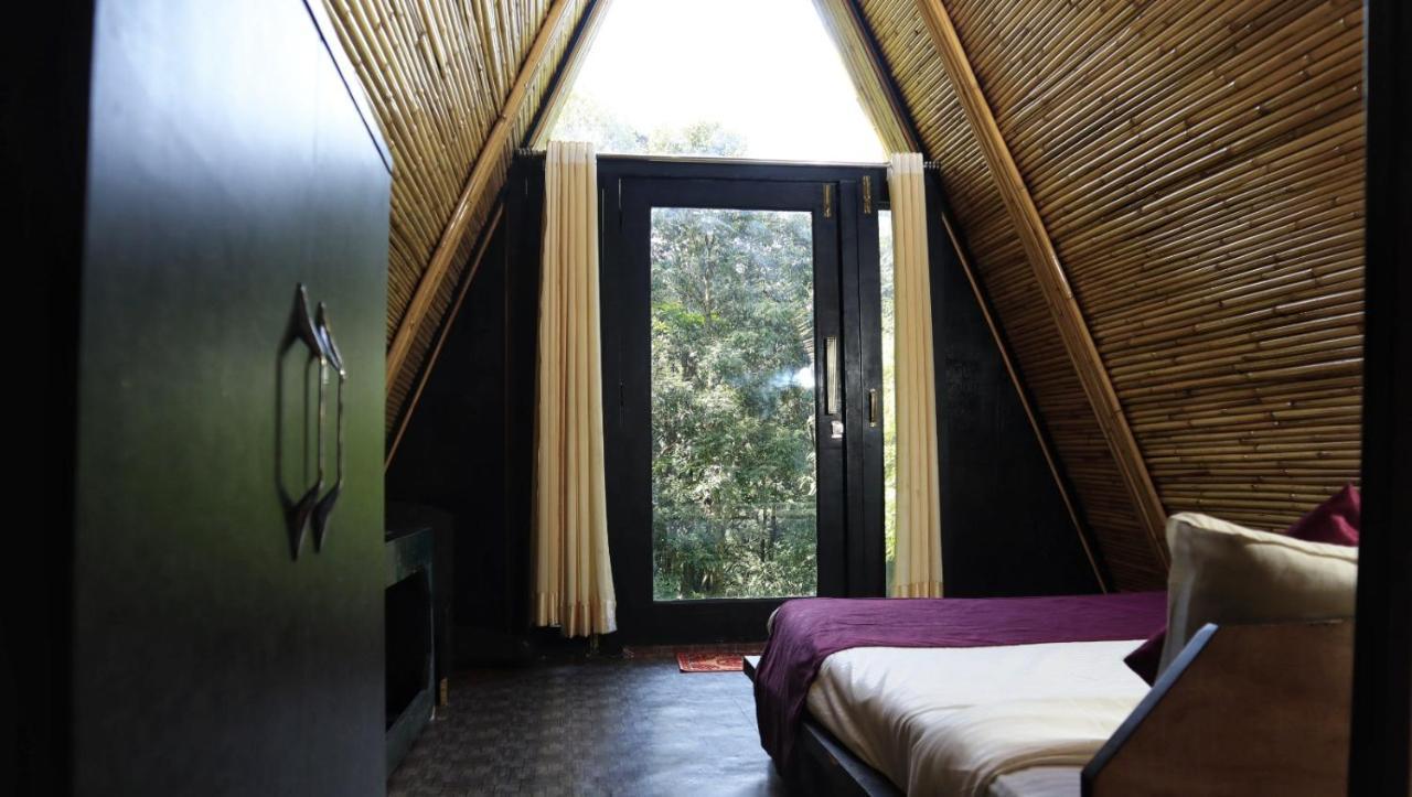 Arayam Bhimtal Hotel Bhowali ภายนอก รูปภาพ
