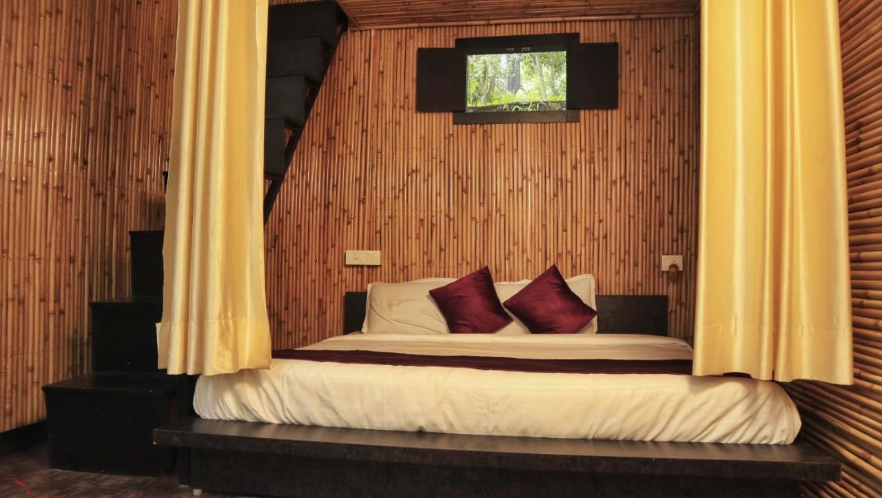 Arayam Bhimtal Hotel Bhowali ภายนอก รูปภาพ